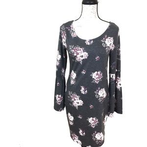 NO Comment Gray Floral long sleeve Dress NWT